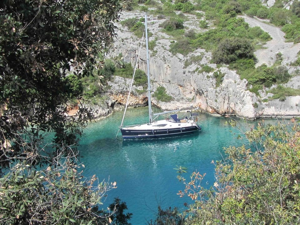 Borovica Bay